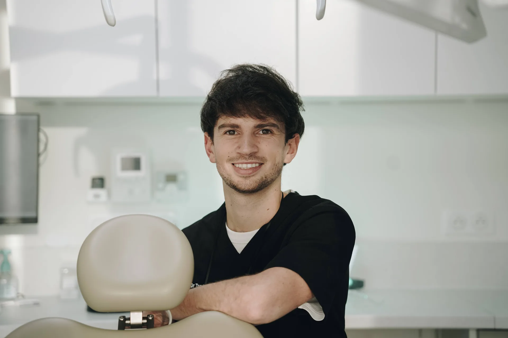 Dr Romain Tardivel — Chirurgien-dentiste